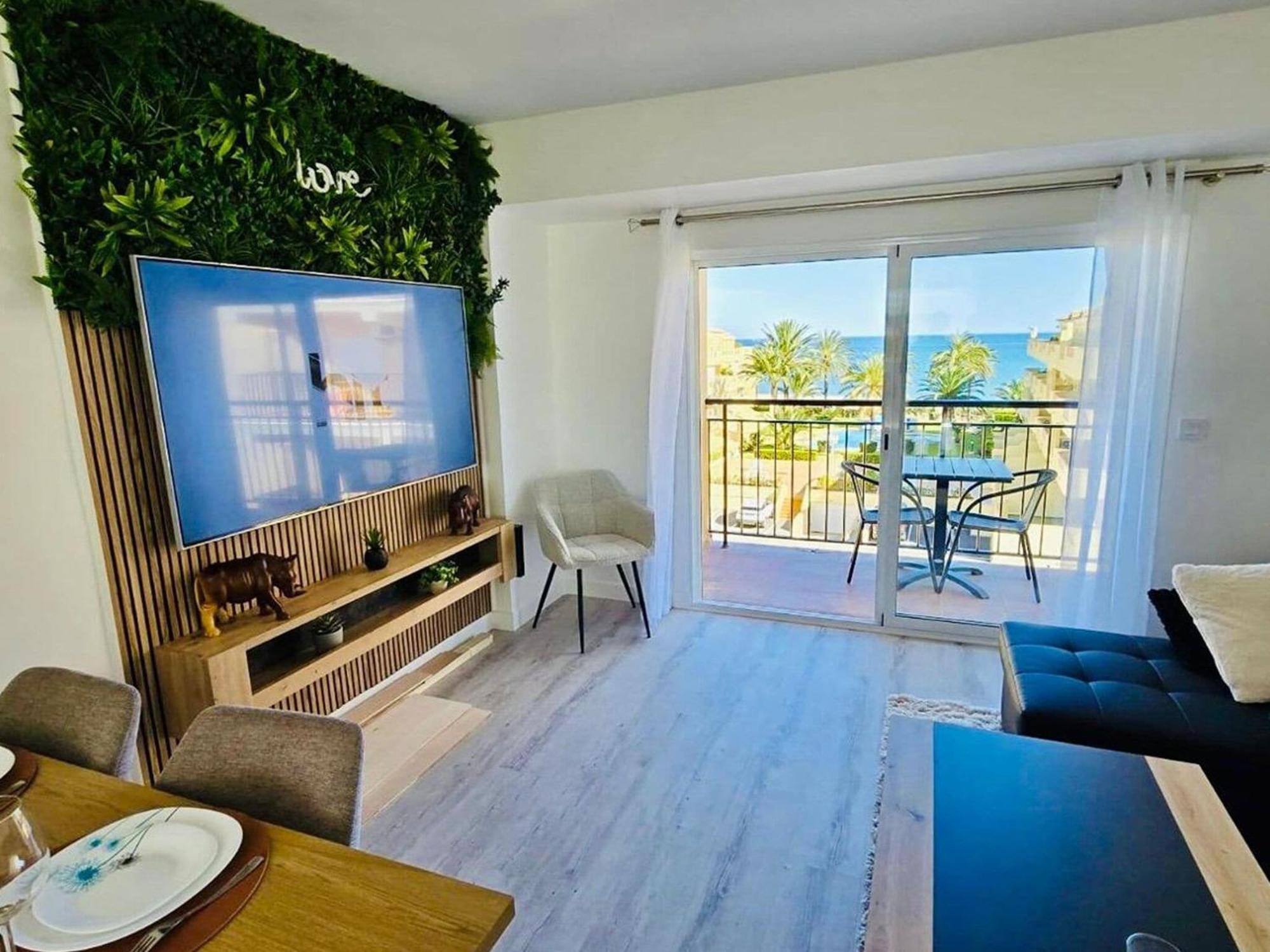 Ferienhaus Beautiful In With Sea Views